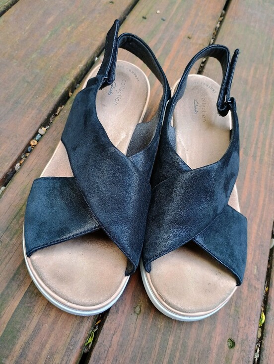 Clarks Shoes - Clarks Jillian Jewel BLACK Leather Comfort Wedge Sandals (Womens 10 W)